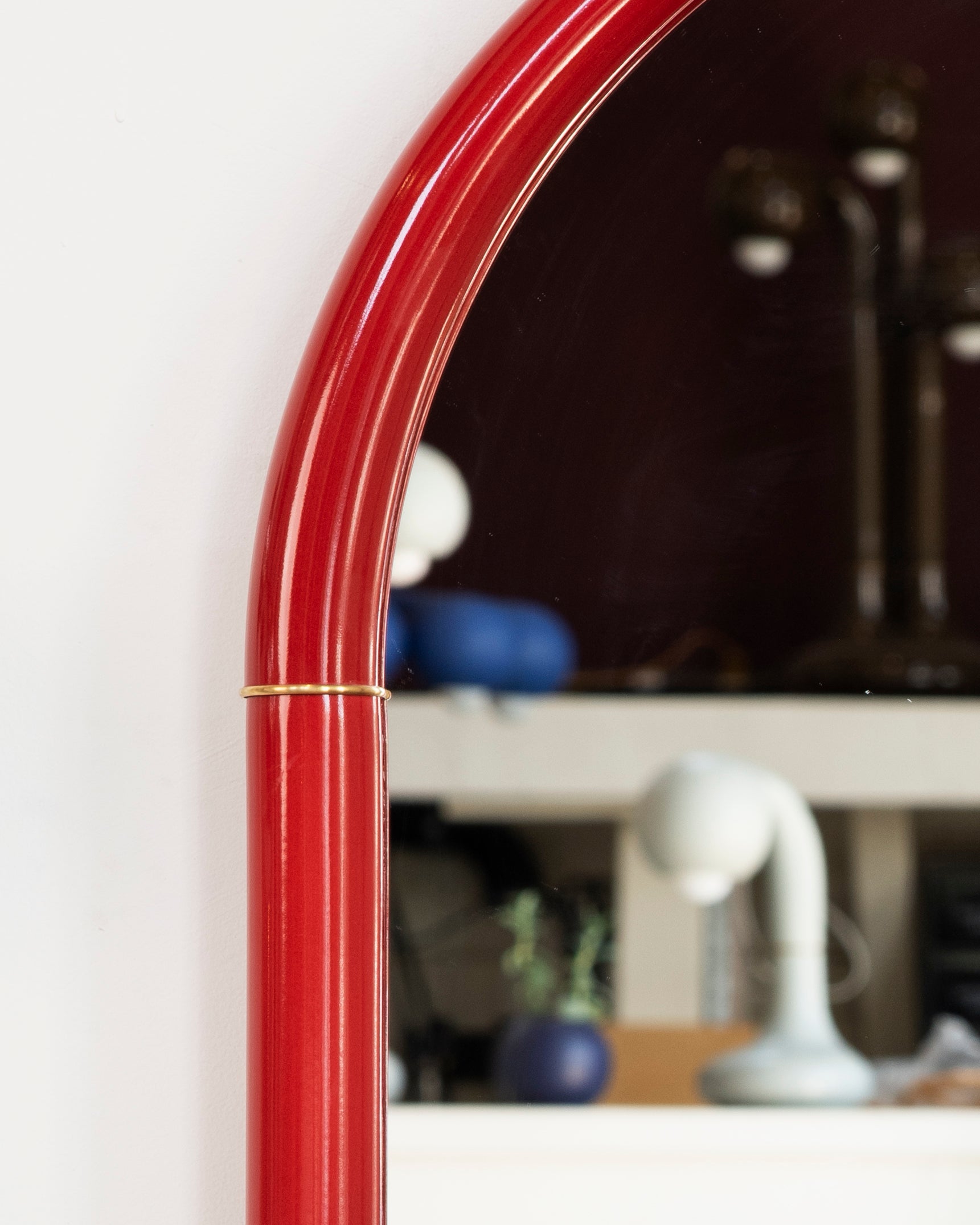 GLOSS RED WALL MIRROR 24" x 40"