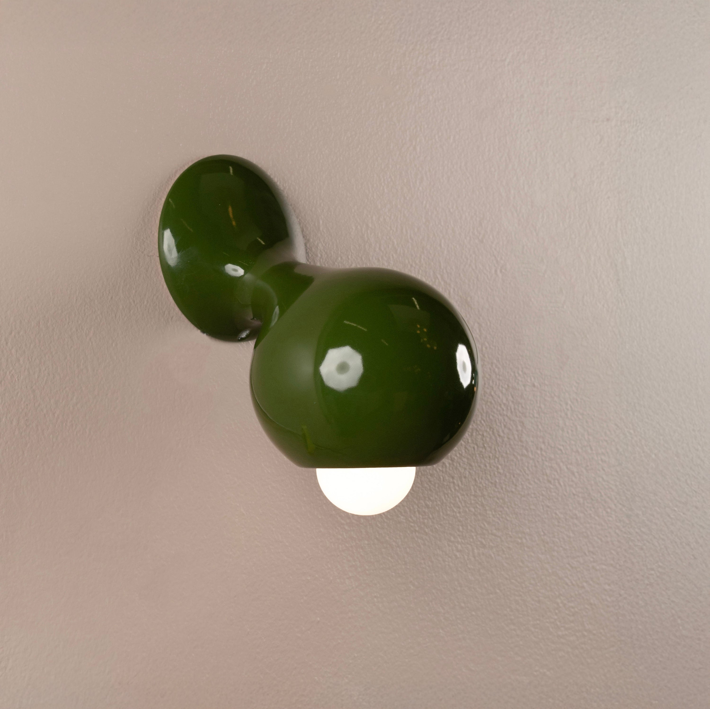 9074 Gloss Ivy LITTLE SCONCE