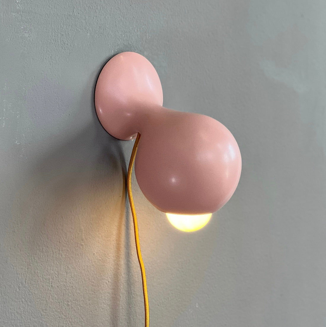 9141 Matte Pink LITTLE SCONCE with Plug-in Cord