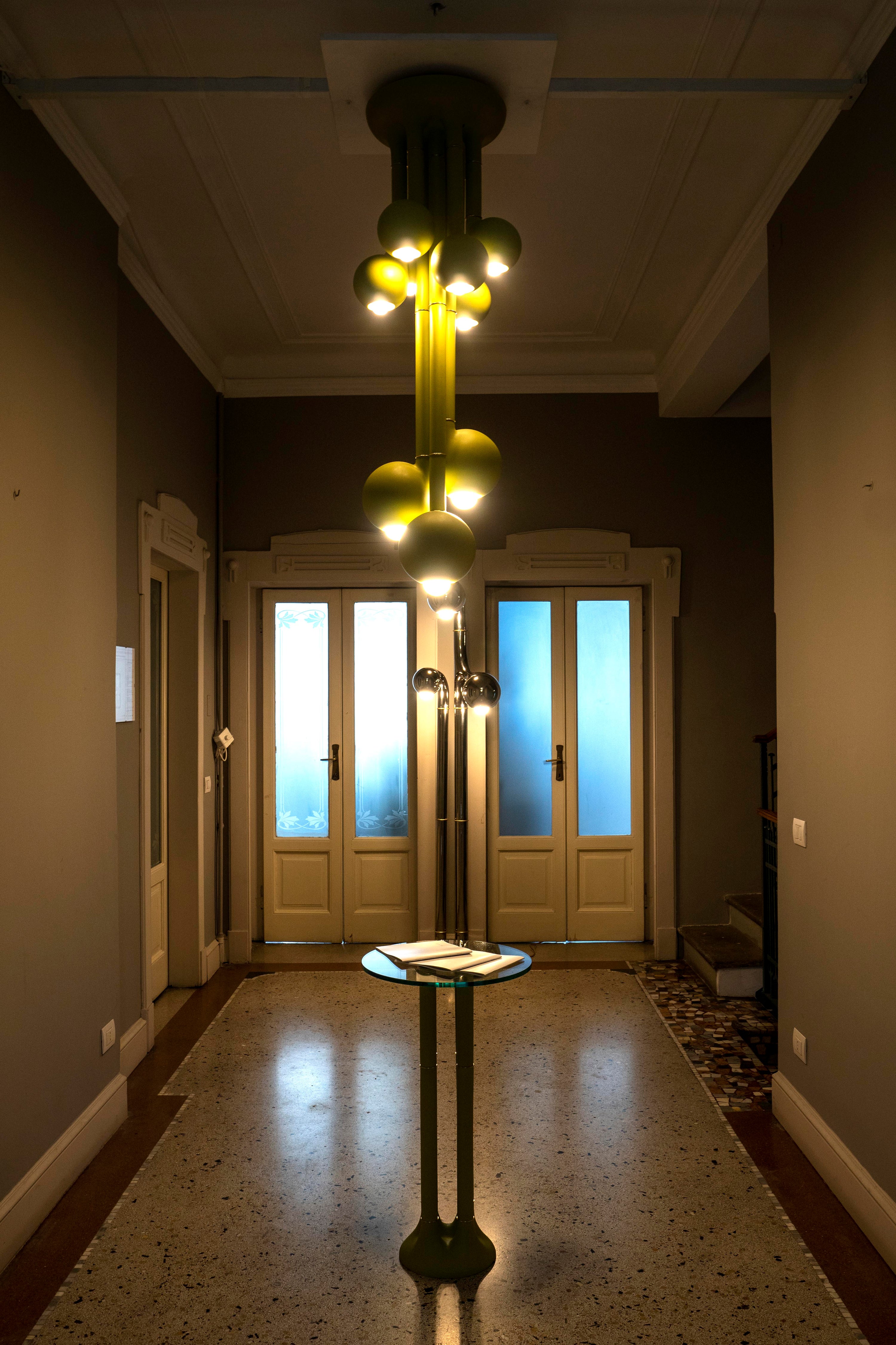 19 Palladium 213cm 3-GLOBE FLOOR LAMP