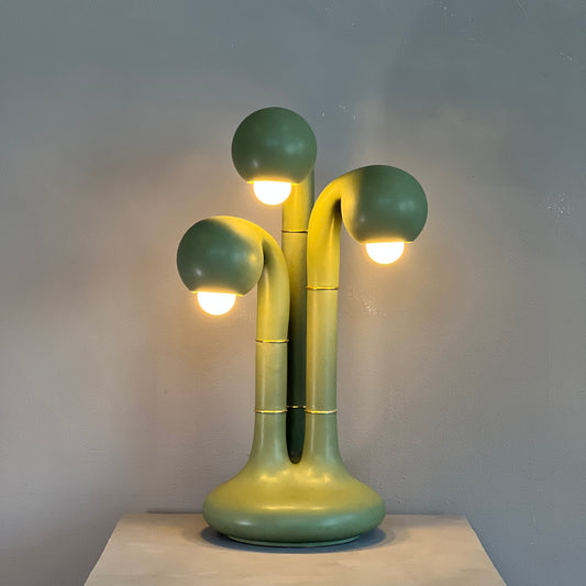 9134 Matte Olive 23” 3-GLOBE TABLE LAMP
