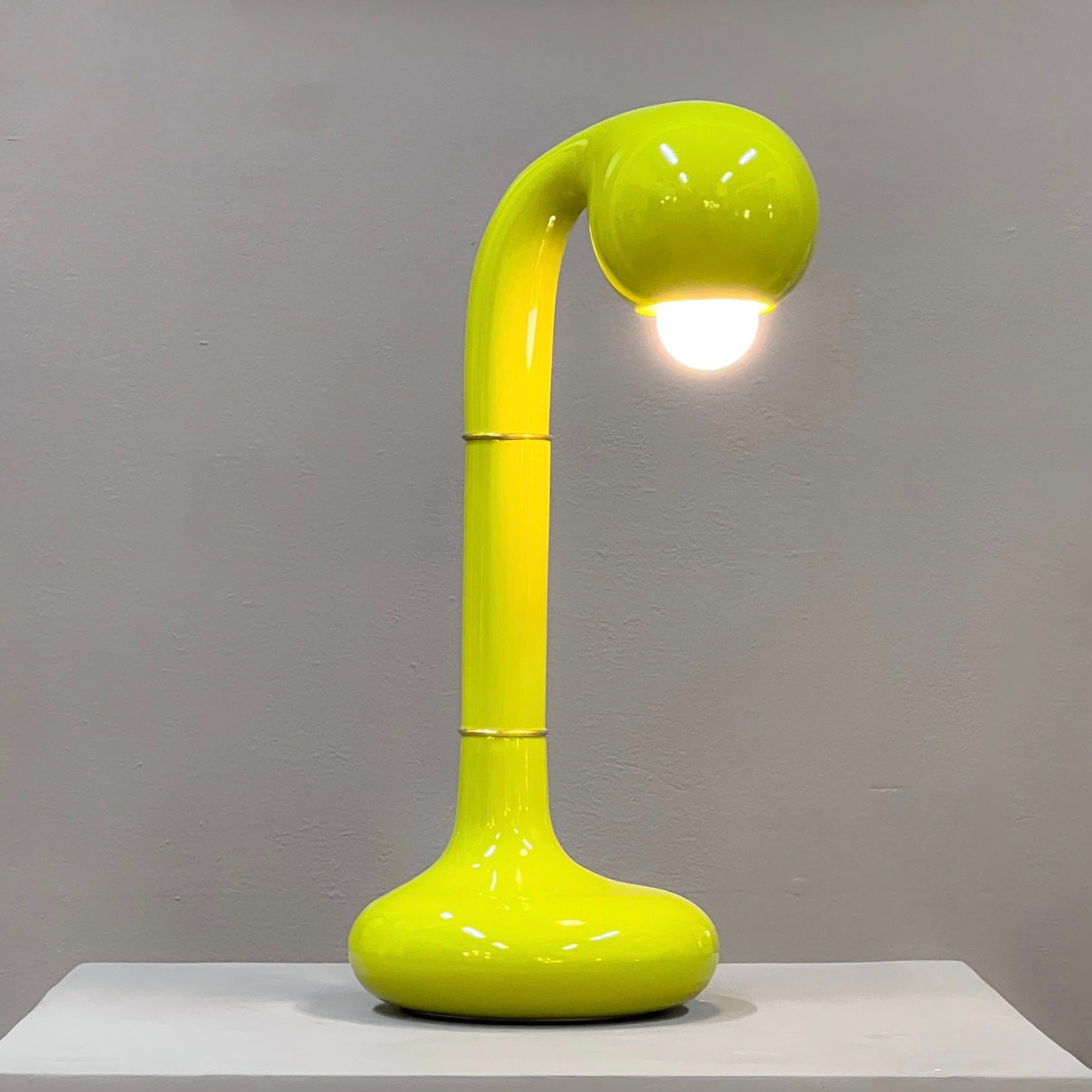 Gloss Chartreuse 18" TABLE LAMP