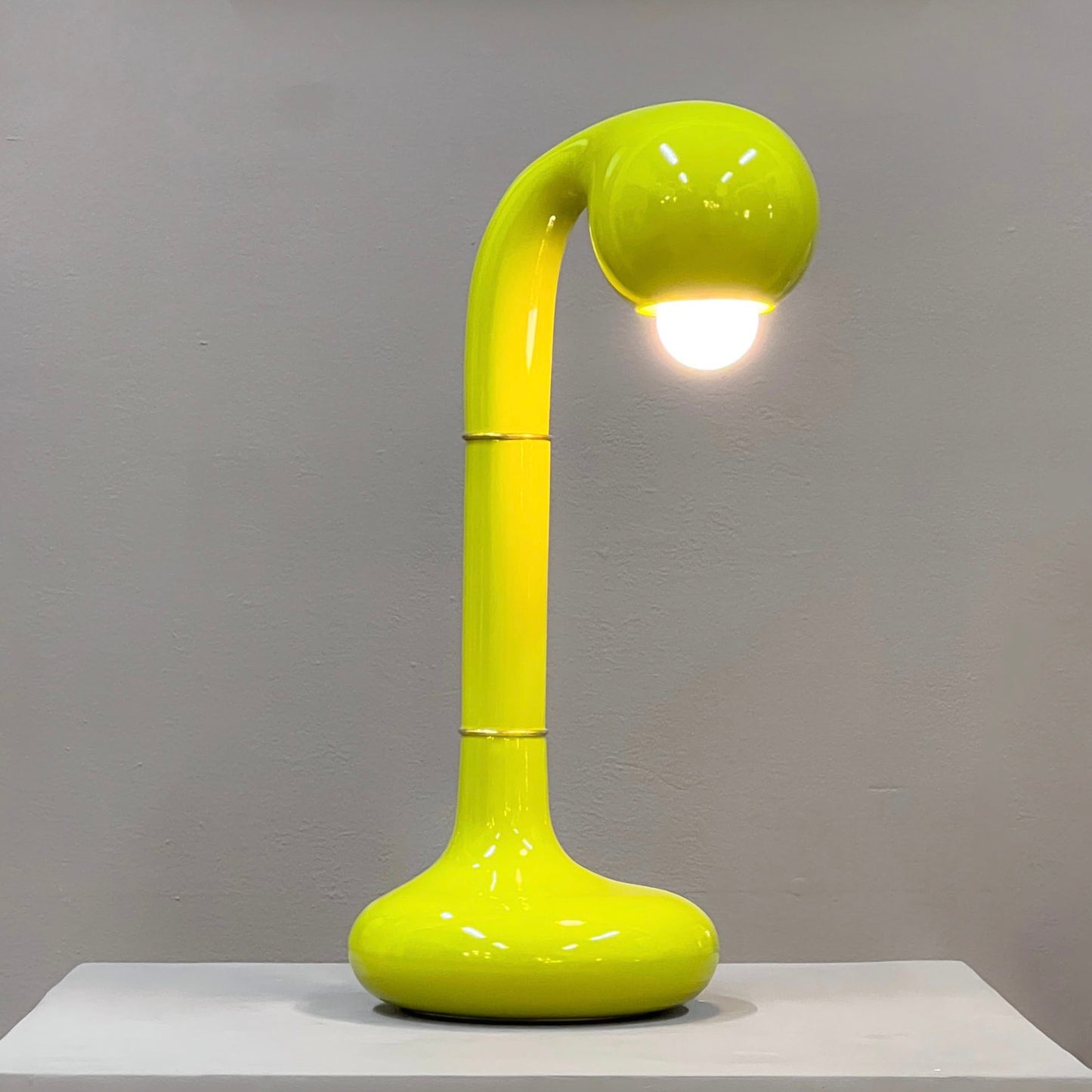 9183 Apple Green 18" TABLE LAMP