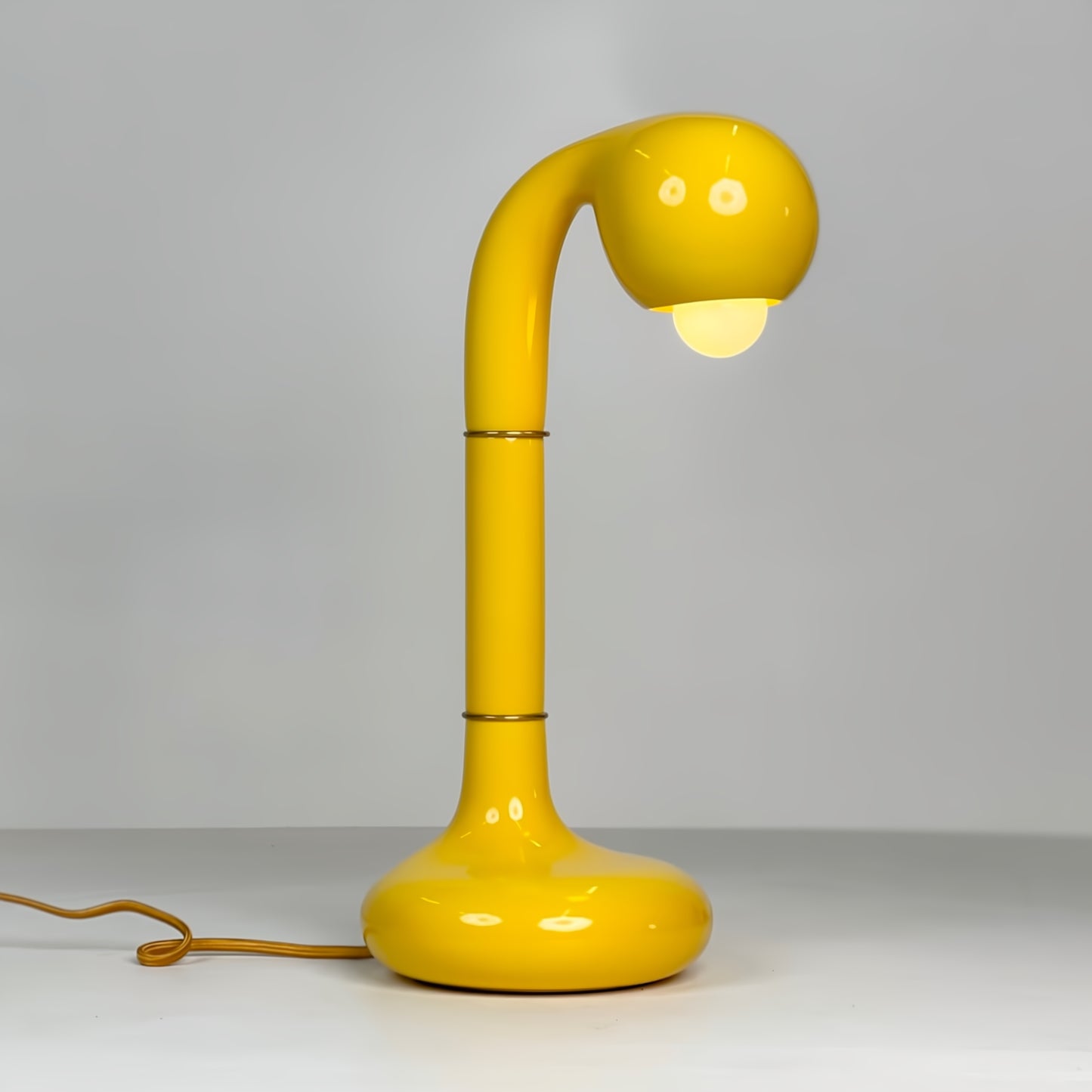 9267 Gloss Yellow 18" TABLE LAMP
