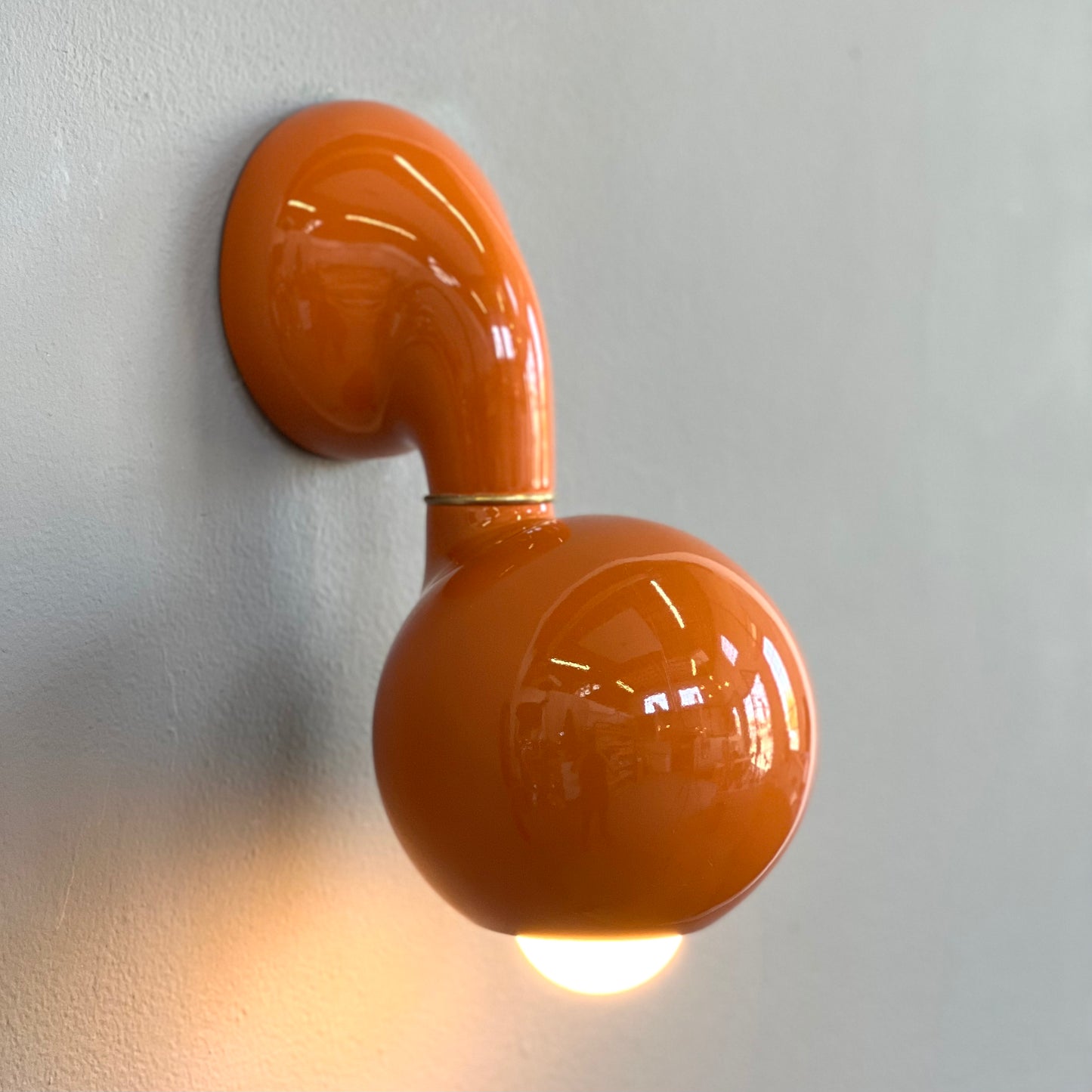 5302 Gloss Burnt Orange SINGLE GLOBE (ROUND) WALL SCONCE